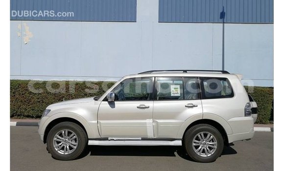 Buy Import Mitsubishi Pajero White Car in Import - Dubai in Maseru Buy Import Mitsubishi Pajero White Car in Import - Dubai in Maseru