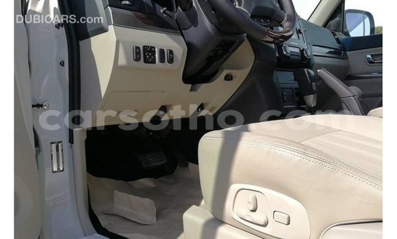 Buy Import Mitsubishi Pajero White Car in Import - Dubai in Maseru Buy Import Mitsubishi Pajero White Car in Import - Dubai in Maseru