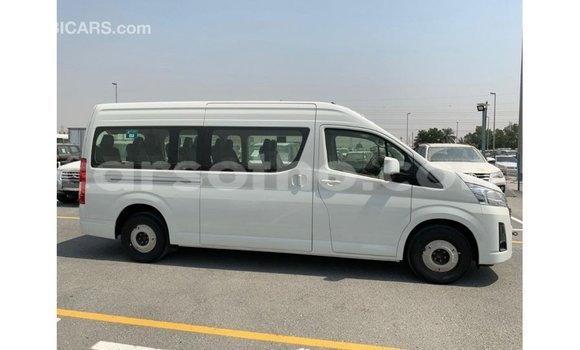 اشتري Imported Toyota Hiace White سيارة في Import - Dubai في Maseru اشتري Imported Toyota Hiace White سيارة في Import - Dubai في Maseru