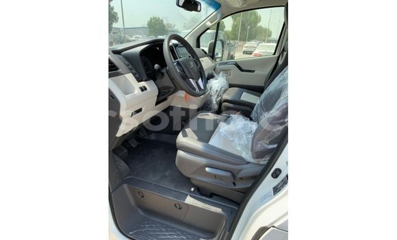 اشتري Imported Toyota Hiace White سيارة في Import - Dubai في Maseru اشتري Imported Toyota Hiace White سيارة في Import - Dubai في Maseru