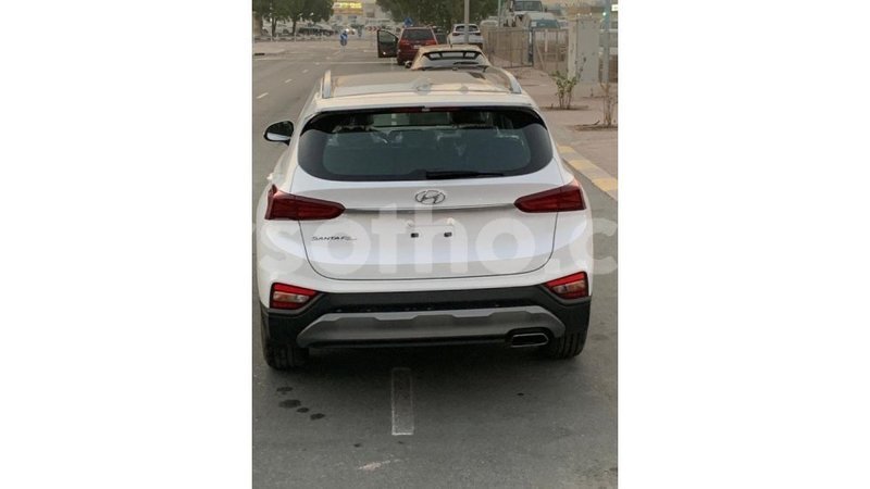 Big with watermark hyundai santa fe maseru import dubai 15787