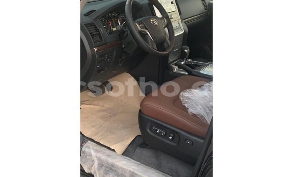 اشتري Imported Toyota Land Cruiser Black سيارة في Import - Dubai في Maseru اشتري Imported Toyota Land Cruiser Black سيارة في Import - Dubai في Maseru