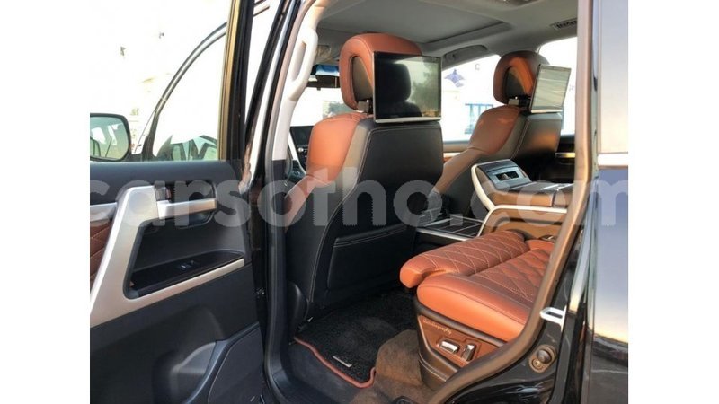 Big with watermark toyota land cruiser maseru import dubai 15790