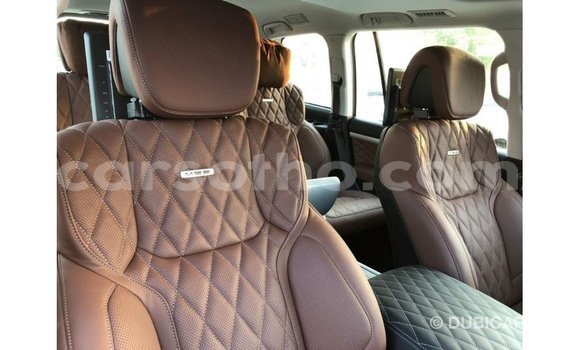 Sayi Imported Toyota Land Cruiser Black Mota in Import - Dubai a Maseru Sayi Imported Toyota Land Cruiser Black Mota in Import - Dubai a Maseru