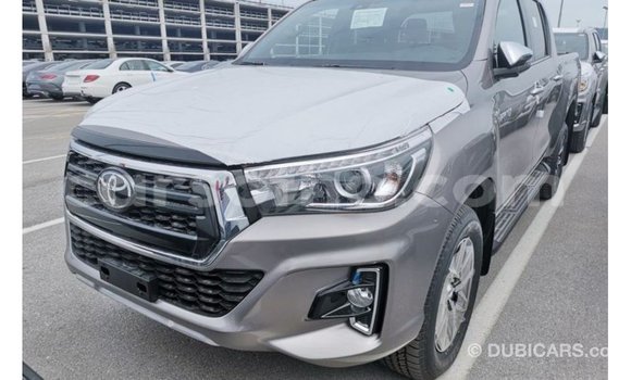 Sayi Imported Toyota Hilux Brown Mota in Import - Dubai a Maseru Sayi Imported Toyota Hilux Brown Mota in Import - Dubai a Maseru