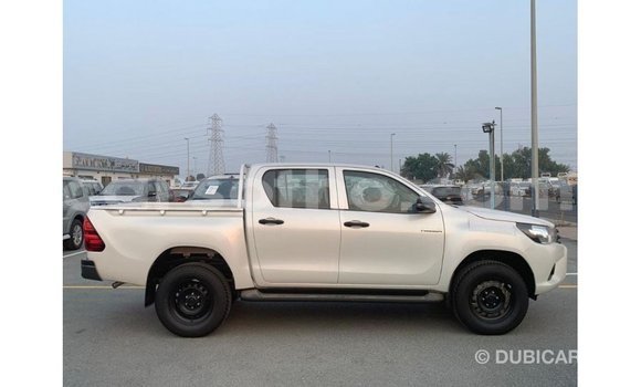 Buy Import Toyota Hilux White Car in Import - Dubai in Maseru Buy Import Toyota Hilux White Car in Import - Dubai in Maseru