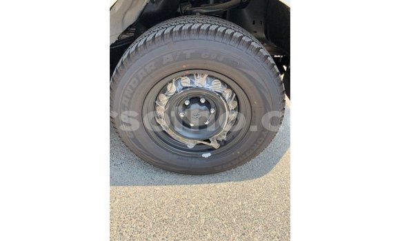 Buy Import Toyota Hilux White Car in Import - Dubai in Maseru Buy Import Toyota Hilux White Car in Import - Dubai in Maseru