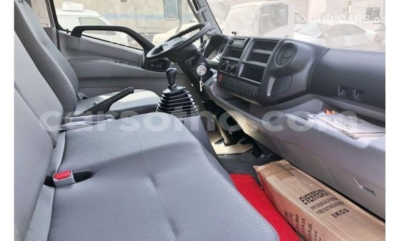 Acheter Import Utilitaire Hino 300 Series Blanc à Import - Dubai, Maseru Acheter Import Utilitaire Hino 300 Series Blanc à Import - Dubai, Maseru