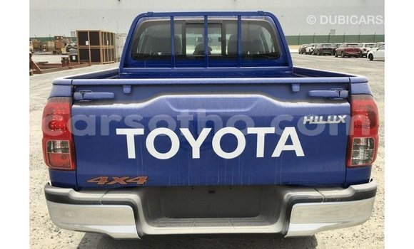 اشتري Imported Toyota Hilux Blue سيارة في Import - Dubai في Maseru اشتري Imported Toyota Hilux Blue سيارة في Import - Dubai في Maseru