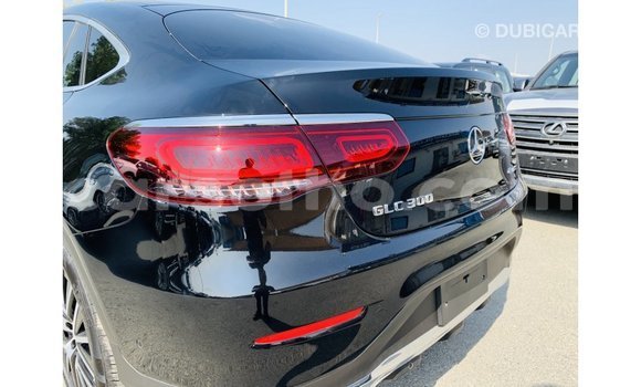 اشتري Imported Mercedes-Benz GLC Black سيارة في Import - Dubai في Maseru اشتري Imported Mercedes-Benz GLC Black سيارة في Import - Dubai في Maseru