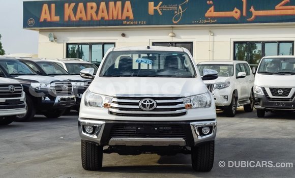 اشتري Imported Toyota Hilux White سيارة في Import - Dubai في Maseru اشتري Imported Toyota Hilux White سيارة في Import - Dubai في Maseru