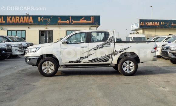 اشتري Imported Toyota Hilux White سيارة في Import - Dubai في Maseru اشتري Imported Toyota Hilux White سيارة في Import - Dubai في Maseru