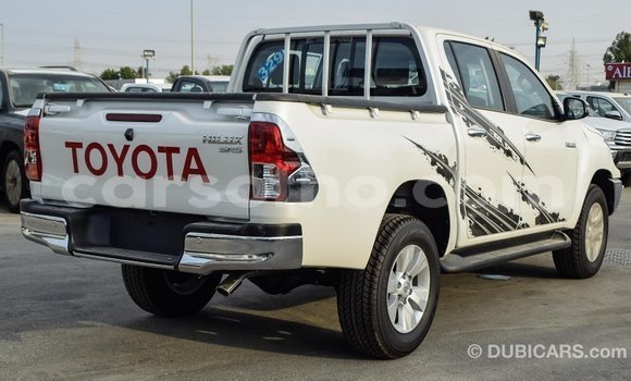 اشتري Imported Toyota Hilux White سيارة في Import - Dubai في Maseru اشتري Imported Toyota Hilux White سيارة في Import - Dubai في Maseru