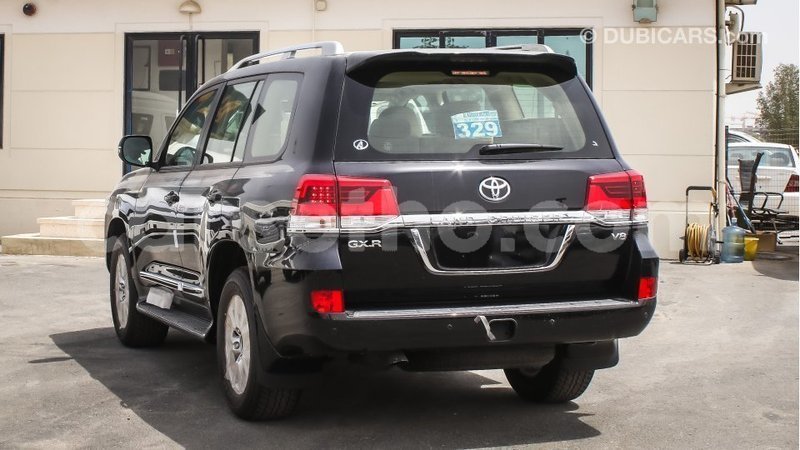 Big with watermark toyota land cruiser maseru import dubai 15805