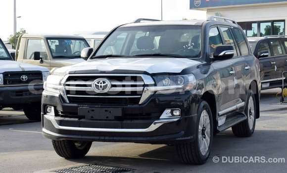 اشتري Imported Toyota Land Cruiser Black سيارة في Import - Dubai في Maseru اشتري Imported Toyota Land Cruiser Black سيارة في Import - Dubai في Maseru
