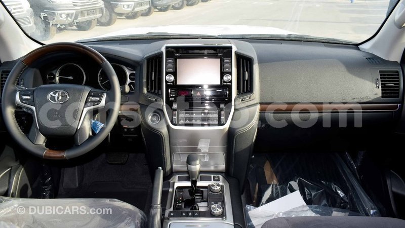 Big with watermark toyota land cruiser maseru import dubai 15807