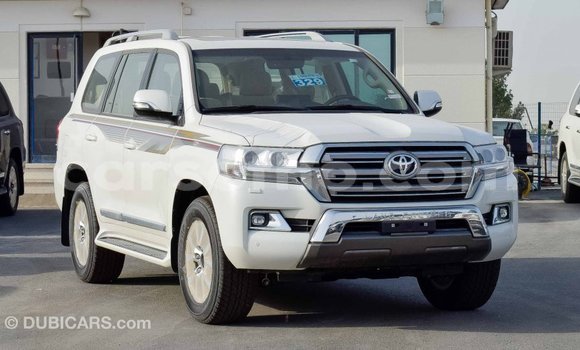 اشتري Imported Toyota Land Cruiser White سيارة في Import - Dubai في Maseru اشتري Imported Toyota Land Cruiser White سيارة في Import - Dubai في Maseru