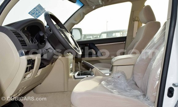 اشتري Imported Toyota Land Cruiser White سيارة في Import - Dubai في Maseru اشتري Imported Toyota Land Cruiser White سيارة في Import - Dubai في Maseru