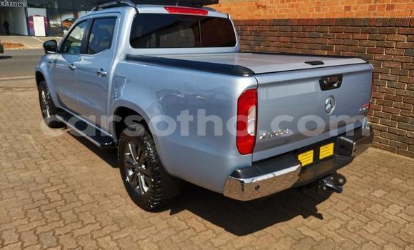 Sayi Na hannu Mercedes-Benz X-klasse Concept Silver Mota in Maseru a Maseru Sayi Na hannu Mercedes-Benz X-klasse Concept Silver Mota in Maseru a Maseru