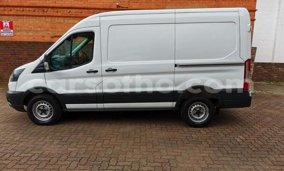 اشتري مستعمل Ford Telstar White سيارة في Butha Buthe في Butha-Buthe اشتري مستعمل Ford Telstar White سيارة في Butha Buthe في Butha-Buthe