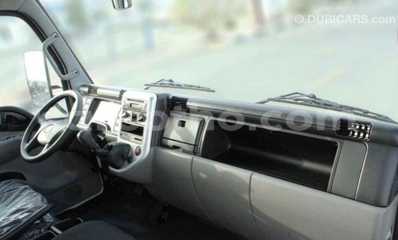 Acheter Import Voiture Mitsubishi i Blanc à Import - Dubai, Maseru Acheter Import Voiture Mitsubishi i Blanc à Import - Dubai, Maseru