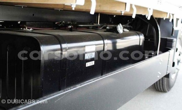 Acheter Import Voiture Mitsubishi i Blanc à Import - Dubai, Maseru Acheter Import Voiture Mitsubishi i Blanc à Import - Dubai, Maseru