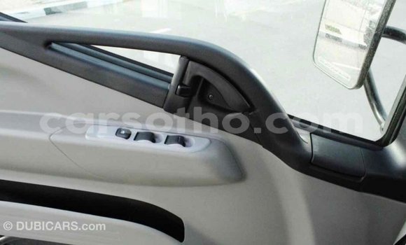 Acheter Import Voiture Mitsubishi i Blanc à Import - Dubai, Maseru Acheter Import Voiture Mitsubishi i Blanc à Import - Dubai, Maseru