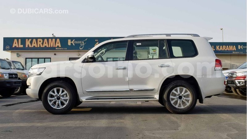 Big with watermark toyota land cruiser maseru import dubai 15834