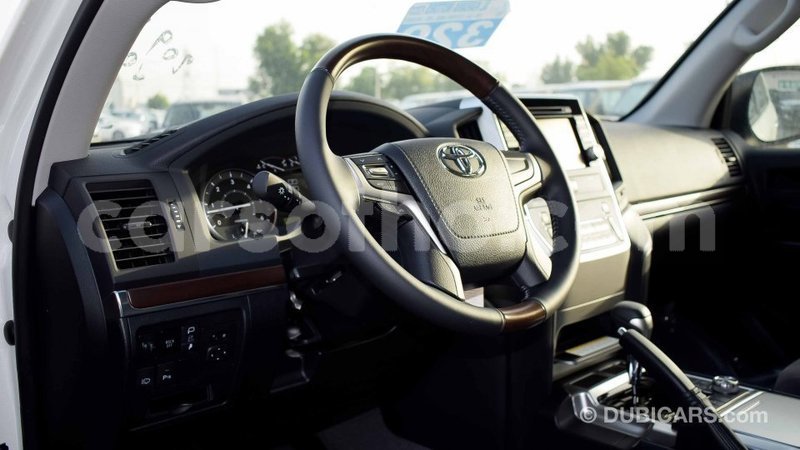 Big with watermark toyota land cruiser maseru import dubai 15834