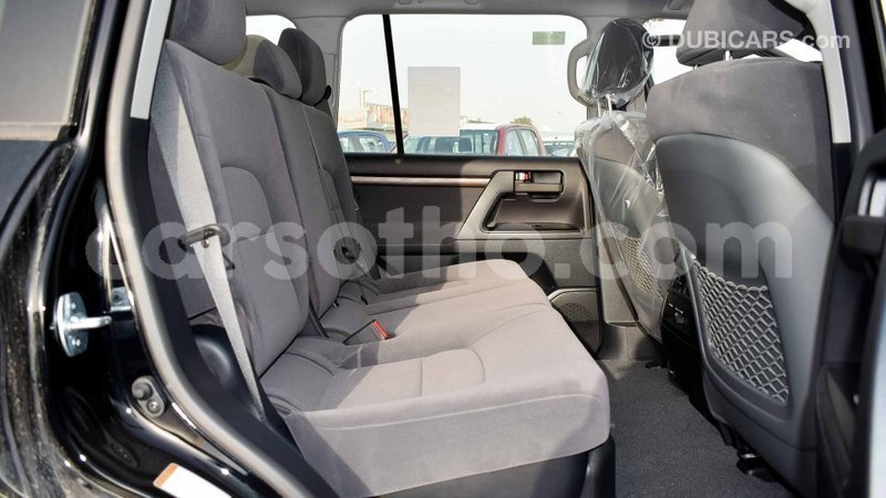 Big with watermark toyota land cruiser maseru import dubai 15835