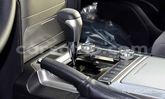 اشتري Imported Toyota Land Cruiser Black سيارة في Import - Dubai في Maseru اشتري Imported Toyota Land Cruiser Black سيارة في Import - Dubai في Maseru