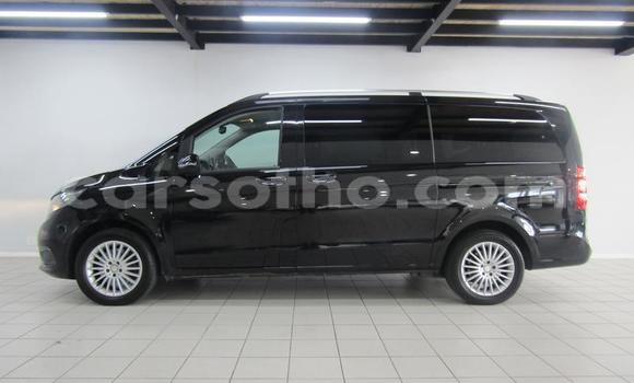 Acheter Occasion Voiture Mercedes-Benz V-klasse Noir à Maseru, Maseru Acheter Occasion Voiture Mercedes-Benz V-klasse Noir à Maseru, Maseru