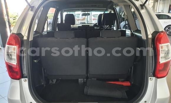 Sayi Na hannu Toyota Avanza Silver Mota in Maseru a Maseru Sayi Na hannu Toyota Avanza Silver Mota in Maseru a Maseru