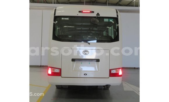 Sayi Imported Toyota Coaster White Mota in Import - Dubai a Maseru Sayi Imported Toyota Coaster White Mota in Import - Dubai a Maseru