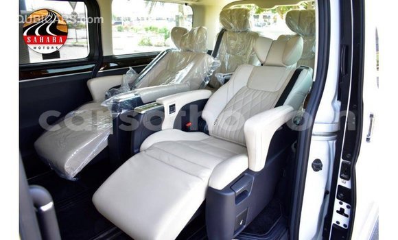 Buy Import Toyota Granvia White Car in Import - Dubai in Maseru Buy Import Toyota Granvia White Car in Import - Dubai in Maseru