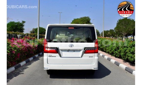 Buy Import Toyota Granvia White Car in Import - Dubai in Maseru Buy Import Toyota Granvia White Car in Import - Dubai in Maseru