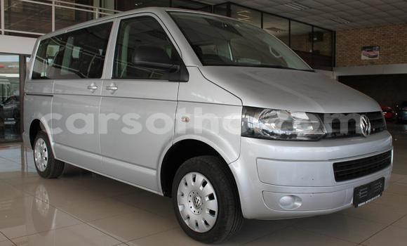 اشتري مستعمل Volkswagen Caravelle Silver سيارة في Maputsoe في Leribe اشتري مستعمل Volkswagen Caravelle Silver سيارة في Maputsoe في Leribe