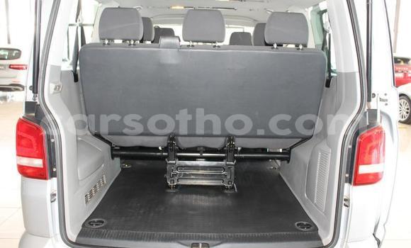 اشتري مستعمل Volkswagen Caravelle Silver سيارة في Maputsoe في Leribe اشتري مستعمل Volkswagen Caravelle Silver سيارة في Maputsoe في Leribe