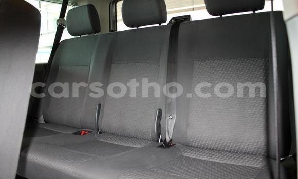 اشتري مستعمل Volkswagen Caravelle Silver سيارة في Maputsoe في Leribe اشتري مستعمل Volkswagen Caravelle Silver سيارة في Maputsoe في Leribe