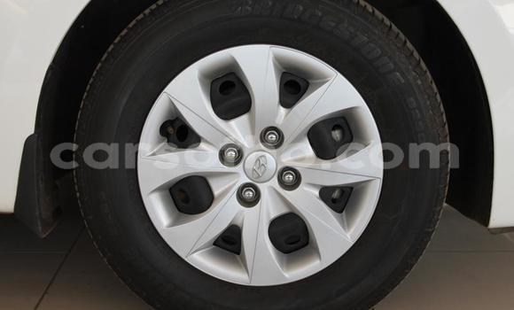 Acheter Occasion Voiture Hyundai i20 Blanc à Maseru, Maseru Acheter Occasion Voiture Hyundai i20 Blanc à Maseru, Maseru