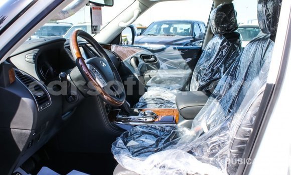 Sayi Imported Infiniti Q White Mota in Import - Dubai a Maseru Sayi Imported Infiniti Q White Mota in Import - Dubai a Maseru