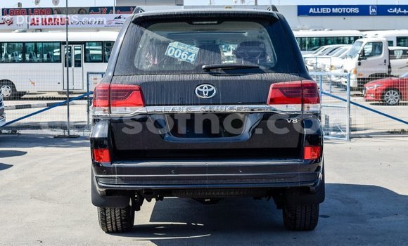 اشتري Imported Toyota Land Cruiser Black سيارة في Import - Dubai في Maseru اشتري Imported Toyota Land Cruiser Black سيارة في Import - Dubai في Maseru