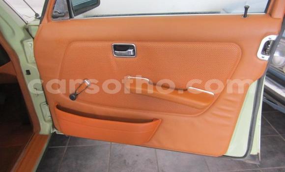 اشتري مستعمل Mercedes-Benz E-klasse Green سيارة في Roma في Maseru اشتري مستعمل Mercedes-Benz E-klasse Green سيارة في Roma في Maseru