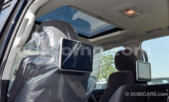 اشتري Imported Toyota Land Cruiser Black سيارة في Import - Dubai في Maseru اشتري Imported Toyota Land Cruiser Black سيارة في Import - Dubai في Maseru