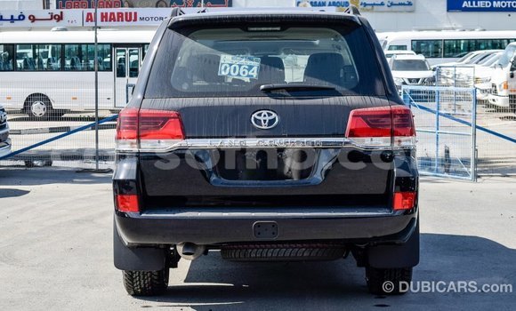 اشتري Imported Toyota Land Cruiser Black سيارة في Import - Dubai في Maseru اشتري Imported Toyota Land Cruiser Black سيارة في Import - Dubai في Maseru