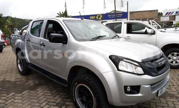 Sayi Na hannu Isuzu KB Silver Mota in Butha Buthe a Butha-Buthe Sayi Na hannu Isuzu KB Silver Mota in Butha Buthe a Butha-Buthe