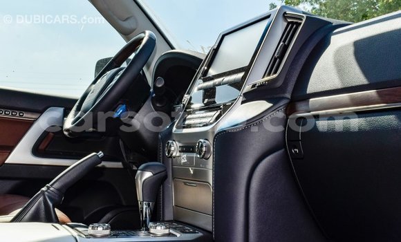 اشتري Imported Toyota Land Cruiser Black سيارة في Import - Dubai في Maseru اشتري Imported Toyota Land Cruiser Black سيارة في Import - Dubai في Maseru