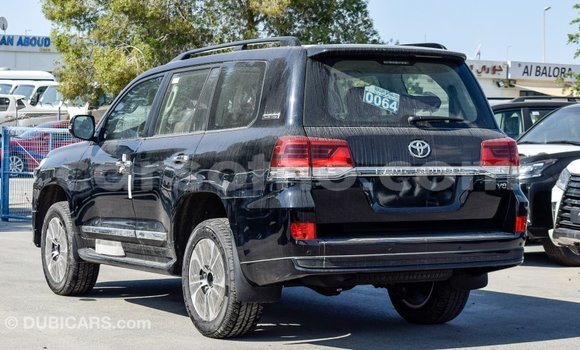 اشتري Imported Toyota Land Cruiser Black سيارة في Import - Dubai في Maseru اشتري Imported Toyota Land Cruiser Black سيارة في Import - Dubai في Maseru