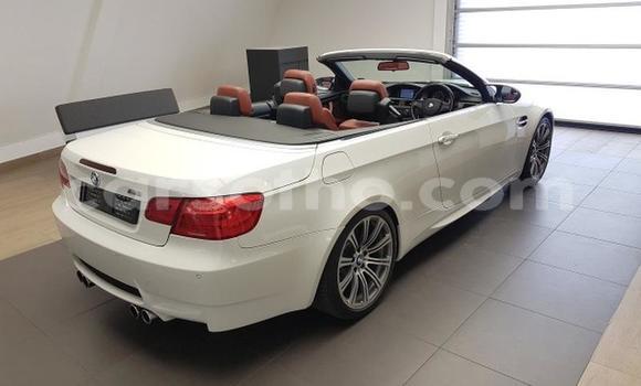 Sayi Na hannu BMW M3 White Mota in Maseru a Maseru Sayi Na hannu BMW M3 White Mota in Maseru a Maseru