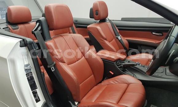 Sayi Na hannu BMW M3 White Mota in Maseru a Maseru Sayi Na hannu BMW M3 White Mota in Maseru a Maseru